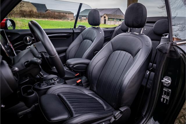 Mini John Cooper Works Mini Cabrio 2.0 Harman Kardon HUD 18" Leder