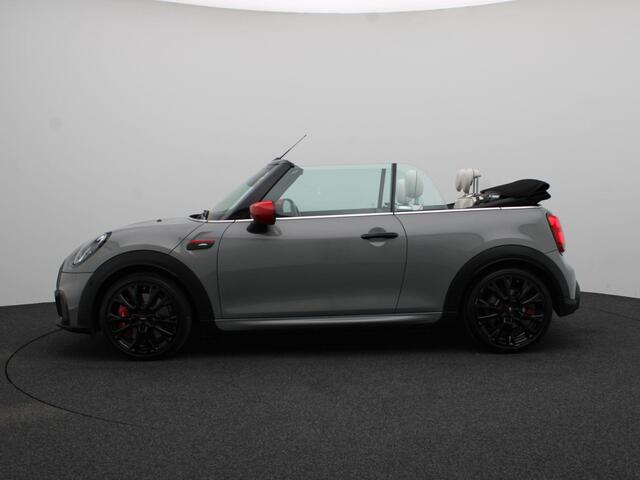 Mini John Cooper Works Cabrio Comfort Plus Pakket + Driving Assistant Plus Pakket + Connected Navigation Plus Pakket + Stuurwielrand Verwarmd + Visibility Package + Active Cruise Control + DAB + Head-Up Display + 18''