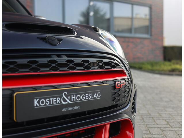 Mini John Cooper Works Mini 2.0 GP | 1/3000 - Eventuri - Remus - AST onderstel