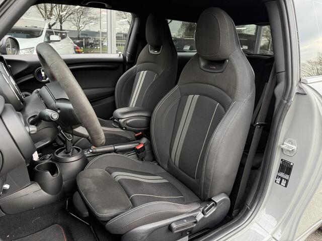 Mini John Cooper Works 1.5 Cooper | RIJKLAAR | JCW | Automaat!