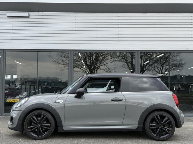 Mini John Cooper Works 1.5 Cooper | RIJKLAAR | JCW | Automaat!