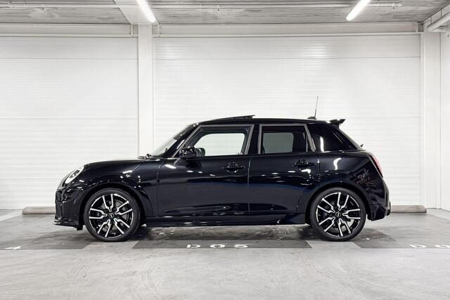 Mini John Cooper Works 5-Deurs S Cooper XL | Head-Up Display | Panoramadak | Harman/Kardon