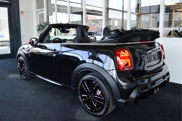 Mini John Cooper Works Cabrio 2.0 JCW Pack | Full Options !!