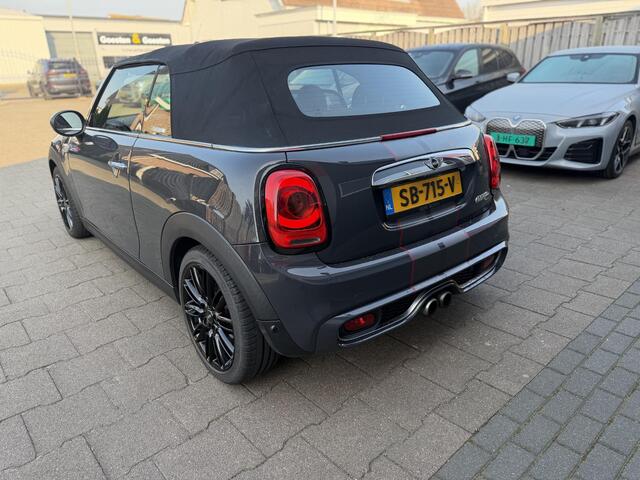 Mini John Cooper Works Mini Cabrio 2.0 S JCW