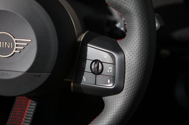 Mini John Cooper Works Mini Co E JCW M 40.7kWh | Pano | BTW | HUD | Sfeerverlichting |