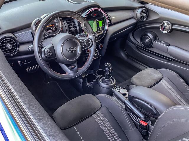 Mini John Cooper Works 136PK Automaat Cooper | HARMAN KARDON | MINI CONNECTED XL | LED KOPLAMPEN | KEYLESS |