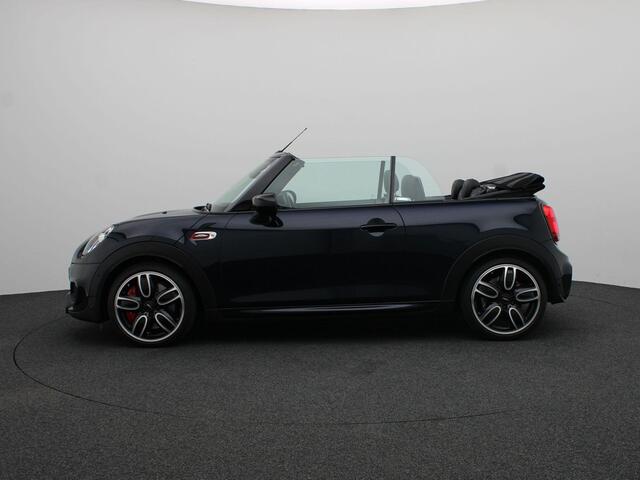 Mini John Cooper Works Cabrio Chili + Park Assistant + Driving Assistant + Harman Kardon + Elektrisch verwarmde voorstoelen + Comfort Access + 18''