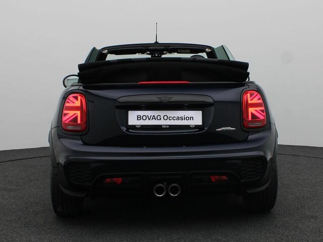 Mini John Cooper Works Cabrio Chili + Park Assistant + Driving Assistant + Harman Kardon + Elektrisch verwarmde voorstoelen + Comfort Access + 18''