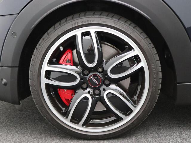 Mini John Cooper Works Cabrio Chili + Park Assistant + Driving Assistant + Harman Kardon + Elektrisch verwarmde voorstoelen + Comfort Access + 18''