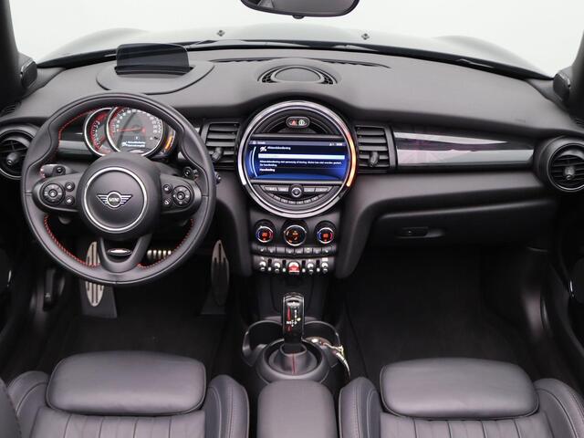 Mini John Cooper Works Cabrio Chili + Park Assistant + Driving Assistant + Harman Kardon + Elektrisch verwarmde voorstoelen + Comfort Access + 18''