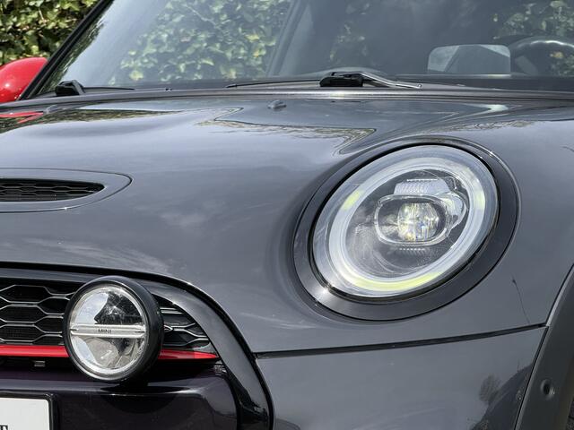 Mini John Cooper Works Mini 2.0 | Chili | 18'' | Panorama | Harman/Kardon | Getint Glas | Head-Up | Camera | Comfort Access