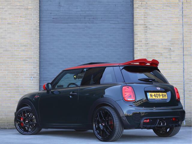 Mini John Cooper Works Mini 2.0 Chili Rebel Green | Harman/Kardon | Pano | HUD | Automaat