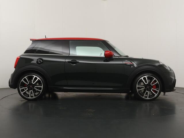 Mini John Cooper Works 3-deurs JCW-Pack | Stoel- en Stuurverwarming | Adaptive Cruise | Harman Kardon | Panoramadak