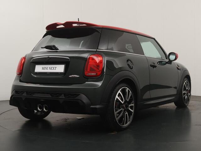 Mini John Cooper Works 3-deurs JCW-Pack | Stoel- en Stuurverwarming | Adaptive Cruise | Harman Kardon | Panoramadak