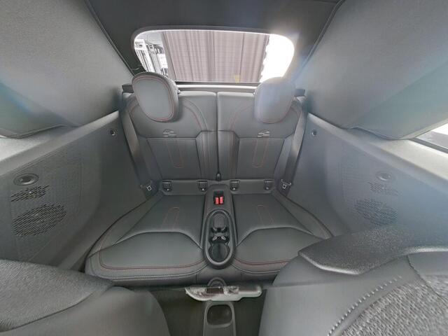 Mini John Cooper Works Cabrio 2.0 JCW XL 231 pk | 360 graden camera | Harman Kardon | Adaptieve cruise control | YUC