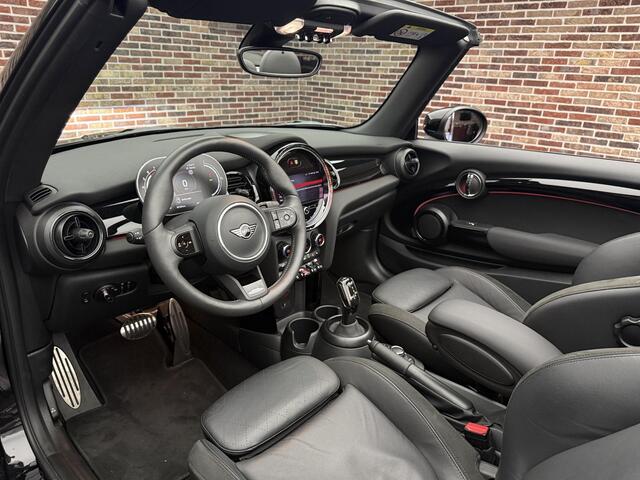 Mini John Cooper Works Cabrio 1.5 Cooper