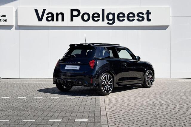 Mini John Cooper Works 3-deurs 2.0 JCW | 18 inch JCW Lap Spoke 2-tone | Opruimingsvoordeel