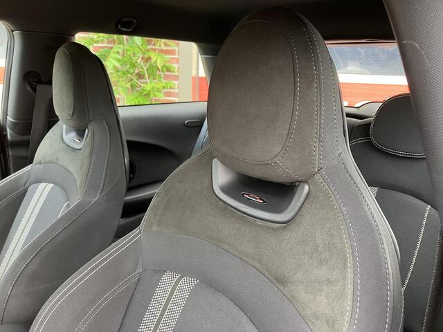 Mini John Cooper Works 3-Deurs 1.5 Cooper | Origineel-NL | LED | Dealer onderhouden |