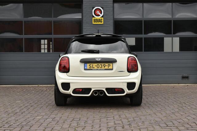 Mini John Cooper Works 3-Deurs 2.0 Chili