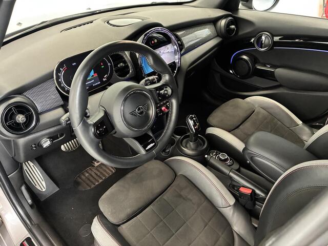 Mini John Cooper Works 1.5 Cooper JCW | PANO | CAMERA | CARPLAY | MATRIX LED |