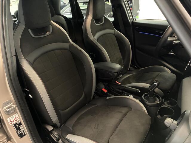 Mini John Cooper Works 1.5 Cooper JCW | PANO | CAMERA | CARPLAY | MATRIX LED |