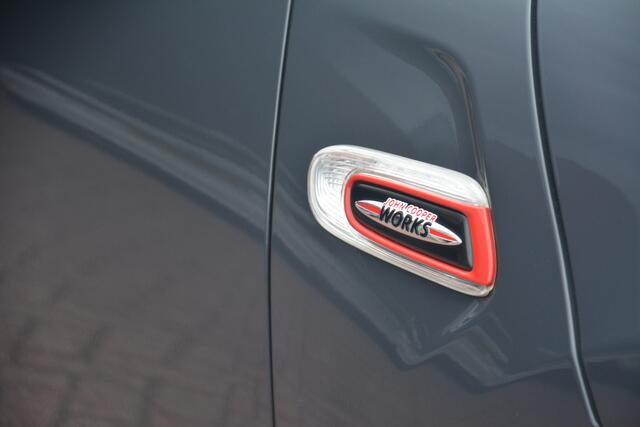 Mini John Cooper Works Cabrio 2.0 Chili | Navigatie | Harman-Kardon | HUD | Keyless | Camera | Leer | Sfeerverlichting | Super uitgevoerde Cooper JCW en keurig onderhouden!!