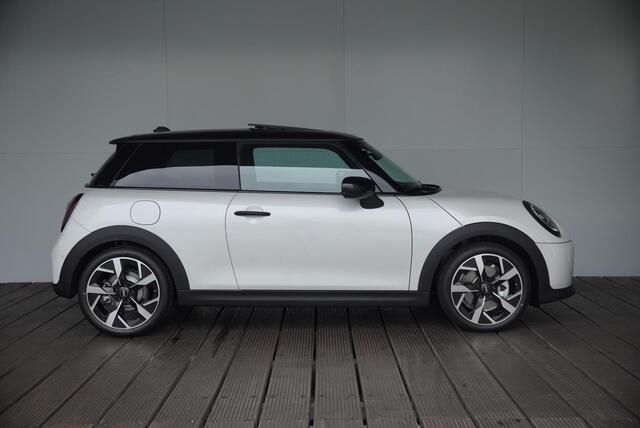Mini MINI 3-deurs C | Favoured Trim + Package L