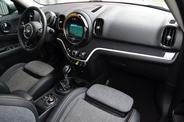 Mini MINI 2.0 Cooper S E ALL4 LED/Navi/Camera/NAP