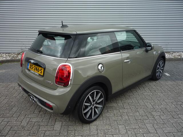 Mini MINI 2.0 (192Pk) Cooper S Chili-Serious Navi HUD Leder Géén Afleverko