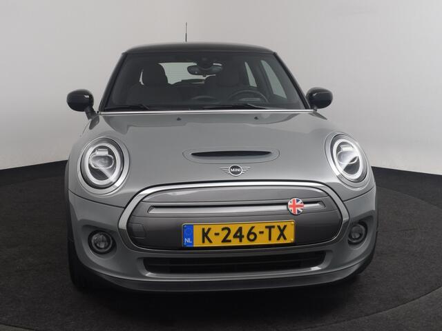 Mini MINI Essential 33 kWh | Camera o Keyless o CarPlay o Stoelverwarming