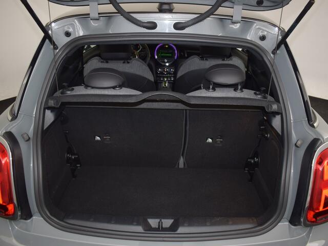 Mini MINI Essential 33 kWh | Camera o Keyless o CarPlay o Stoelverwarming