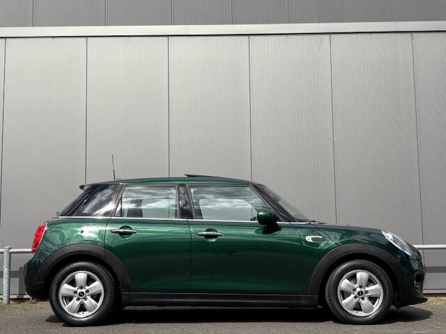 Mini MINI 1.5 Cooper - airco - pano - nap! Automaat - navi -