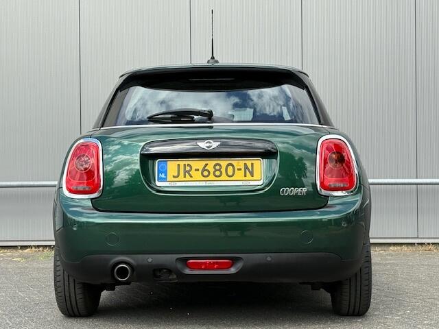 Mini MINI 1.5 Cooper - airco - pano - nap! Automaat - navi -