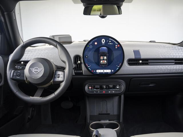 Mini MINI 5-deurs C Favoured Trim + Package M
