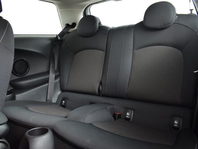Mini MINI 1.5 Cooper | CarPlay o 16 inch o Navigatie o Dealeronderhouden