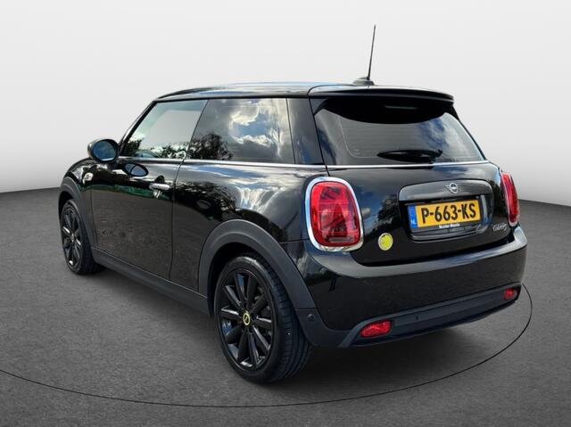 Mini MINI Essential Sport 33 kWh | Sportzetels | Camera | Nav |