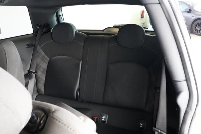 Mini MINI 1.5 Cooper Chili Serious Business - Pano - Harman/kardon - Sportuitlaat