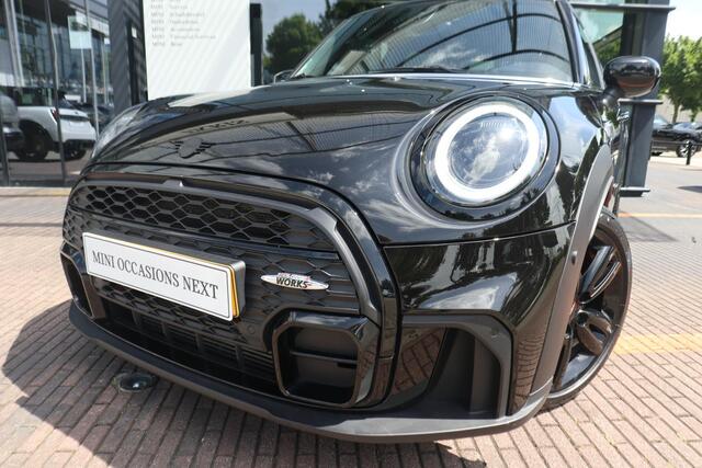 Mini MINI 5-deurs 1.5 John Cooper Works | achteruitrijcamera | Adaptive Cruise Control | Panoramadak