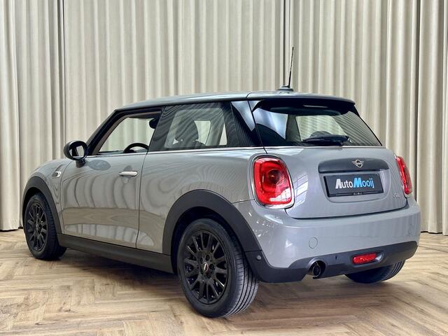 Mini ONE Mini 1.5 *Nardo Grey* Dealer Onderhouden / Navigatie / PDC / ECC Clima / Buetooth / 16"LMV