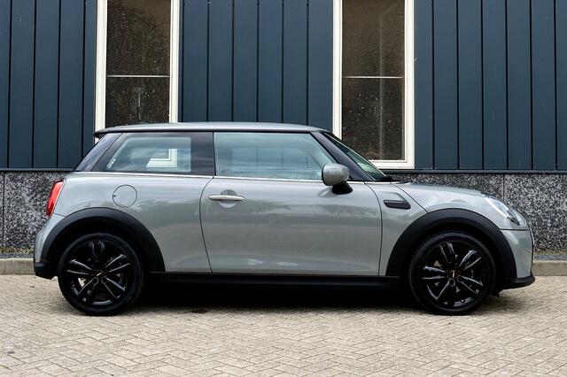 Mini ONE Mini 1.5 First Essential Rijklaarprijs-Garantie Navigatie Led Airco 17 Inch Apple carplay