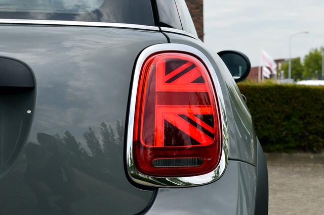 Mini ONE Mini 1.5 First Essential Rijklaarprijs-Garantie Navigatie Led Airco 17 Inch Apple carplay