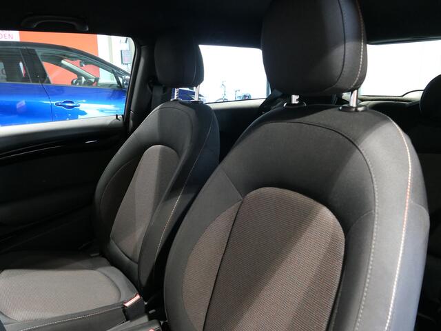 Mini ONE Mini 1.2 Chili *120 PK!* Union Jack achterlichten, Cooper-S uitlaat en achterbumper!