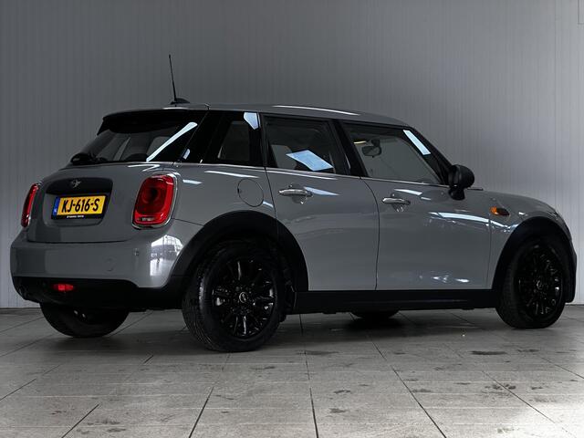 Mini ONE Mini 1.5 D Business /KEYLESS GO! /Navi /Airco /Cruise /Elek. pakket /Bluetooth /Multi. LEDER Stuur /PDC /16"LMV /Dagrijverl. /Isofix /Armsteun.