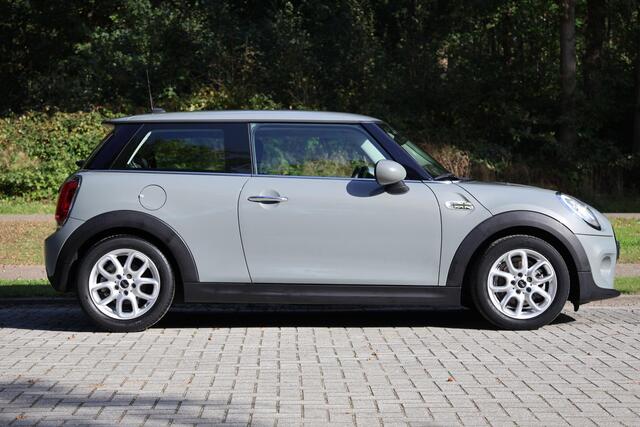 Mini ONE Mini 1.2 Chili Business LED | Navi Pro | Climate | Sportstoel | Apple Carplay | Airco | Cruise Control | Union Jack achterlichten | etc.