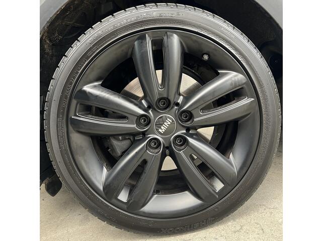 Mini ONE Mini 1.5 Pepper | LMV 17'' | PDC | STOELVERWARMING | AIRCO | BLUETOOTH