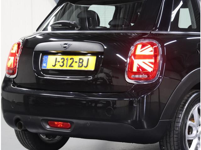 Mini ONE Mini 1.5 100PK Edition | AUTOMAAT | 1ste eigenaar | Armsteun | Climate Control | Cruise Control | LED lampen | Verwarmbare voorruit | Navigatie | Parkeersensoren | Isofix | Sfeerverlichting |