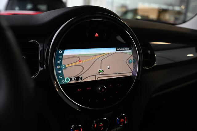 Mini ONE Hatchback / Essential / LED / Navigatie / Airconditioning / Cruise Control