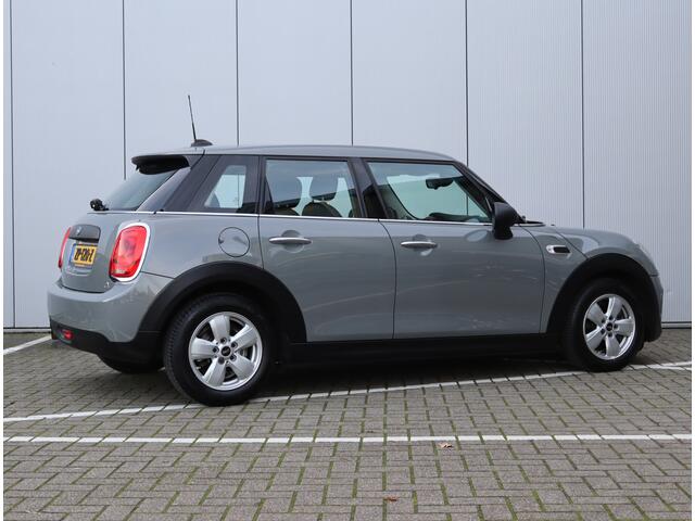 Mini ONE Mini 1.5 | Navigatiesysteem | Voorruitverwarming | Apple Carplay | NAP