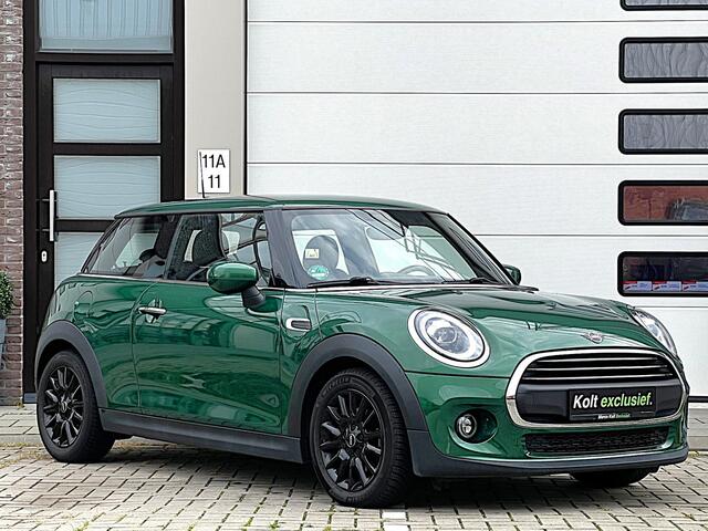 Mini ONE Mini 1.5 MINI Chili Turbo 102 PK / Airco / Navigatie / Apple CarPlay / Leder Sport Int / 16"Black Spoke Velg / Park Sensors / LED / All Black Pack / 1e Eigenaar!