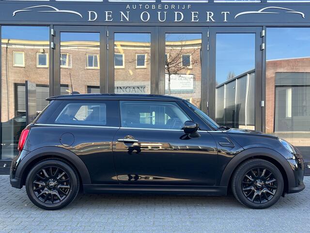 Mini ONE Mini 1.5 AUT / LED / KEYLESS / STOELVERWARMING FACELIFT 2022